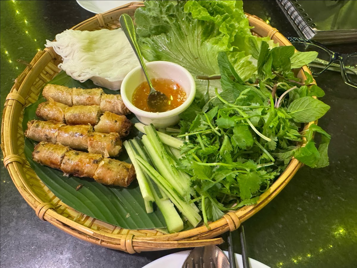 Day2Night Vietnamese Cuisine Photos 2